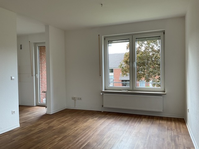 Wohnzimmer Bild 1